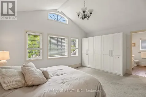 57 Rivergreen Crescent Ottawa ON K2M 2W9