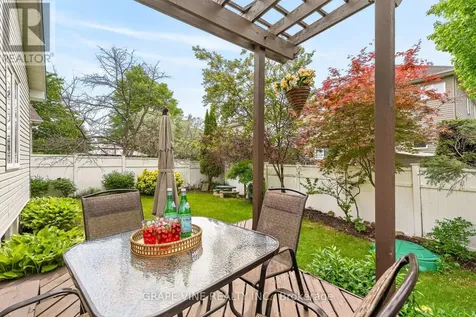 57 Rivergreen Crescent Ottawa ON K2M 2W9