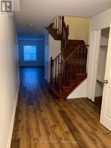 106 Burgess Crescent Newmarket (summerhill Estates) ON L3X 2T8