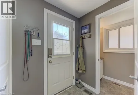83 Manor Drive Kitchener ON N2A 2T9