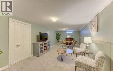 83 Manor Drive Kitchener ON N2A 2T9
