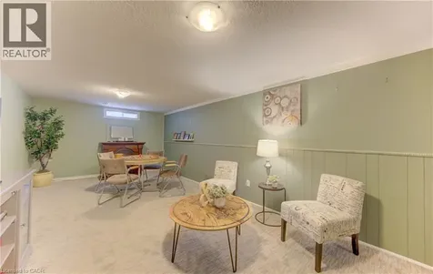 83 Manor Drive Kitchener ON N2A 2T9