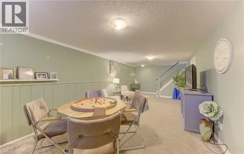 83 Manor Drive Kitchener ON N2A 2T9