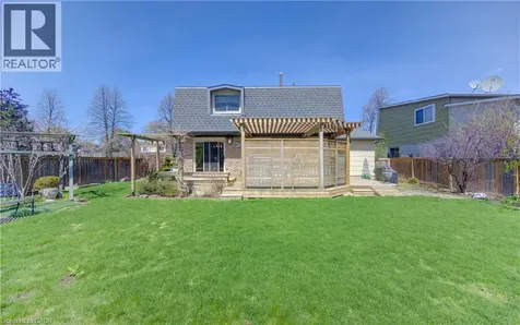 83 Manor Drive Kitchener ON N2A 2T9