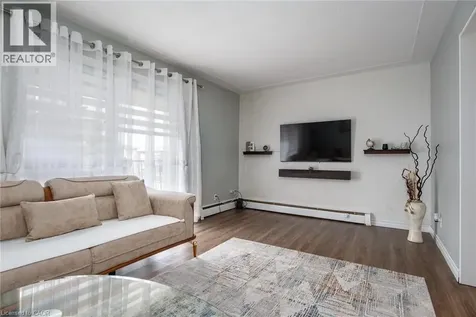 39 Secord Avenue Kitchener ON N2B 2C3