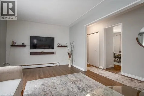 39 Secord Avenue Kitchener ON N2B 2C3