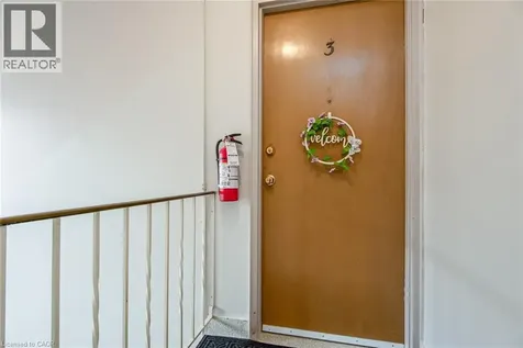 39 Secord Avenue Kitchener ON N2B 2C3