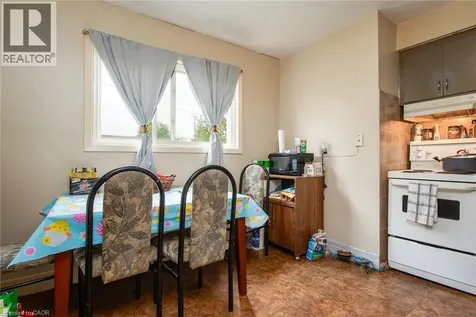 39 Secord Avenue Kitchener ON N2B 2C3