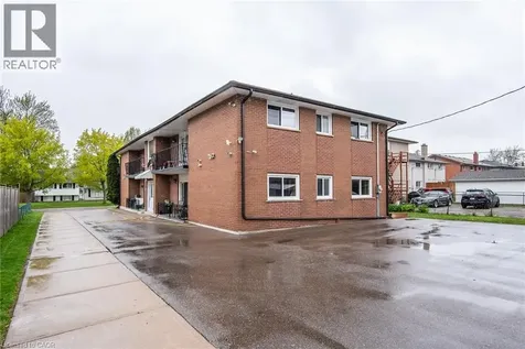 39 Secord Avenue Kitchener ON N2B 2C3