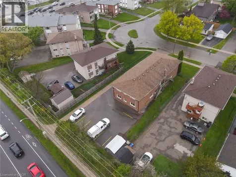 39 Secord Avenue Kitchener ON N2B 2C3