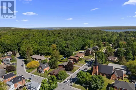 284 Harrington Street Arnprior ON K7S 2V1