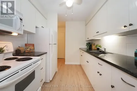 40 Tannery Street East Cambridge ON N3C 2B9