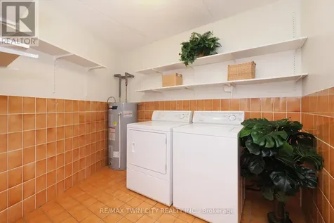 40 Tannery Street East Cambridge ON N3C 2B9