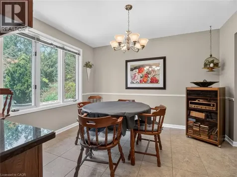 17 Montgomery Road Welland ON L3C 2Y2