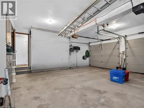17 Montgomery Road Welland ON L3C 2Y2