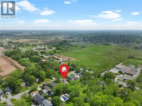 17 Montgomery Road Welland ON L3C 2Y2