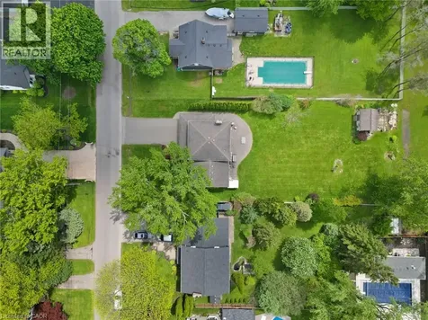 17 Montgomery Road Welland ON L3C 2Y2