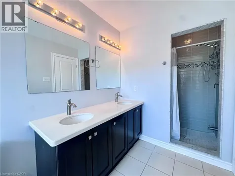 154 Rosemount Drive Kitchener ON N2B 1R5