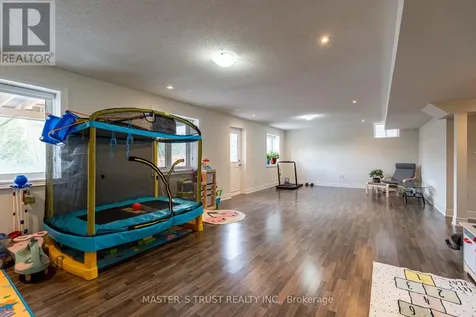 2497 Florentine Place Pickering ON L1X 0H2