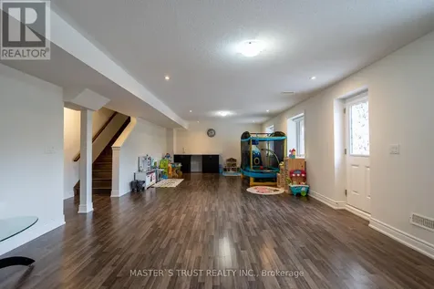 2497 Florentine Place Pickering ON L1X 0H2