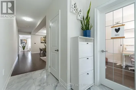 2497 Florentine Place Pickering ON L1X 0H2