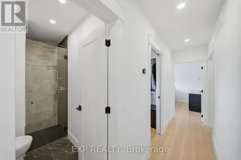 78 Chippewa Avenue Ottawa ON K2G 1Y4