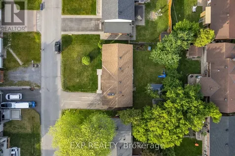 78 Chippewa Avenue Ottawa ON K2G 1Y4
