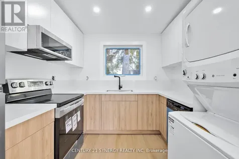 598 Kirkwood Avenue Ottawa ON K1Z 5X4