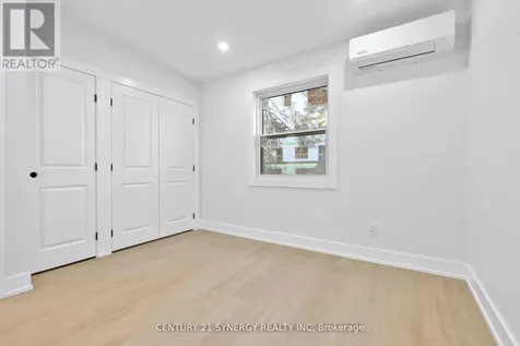 598 Kirkwood Avenue Ottawa ON K1Z 5X4