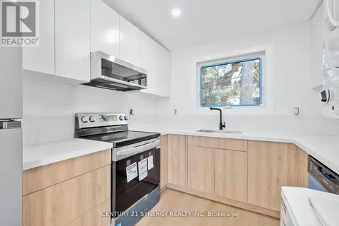 598 Kirkwood Avenue Ottawa ON K1Z 5X4