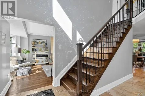 1317 Cornfield Crescent Ottawa ON K4P 1B5