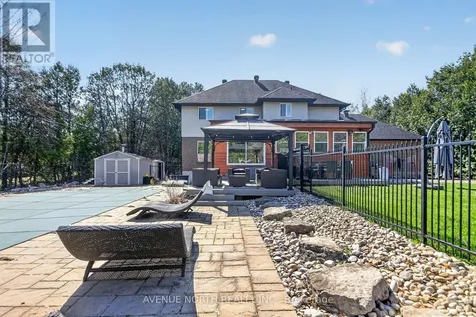 1317 Cornfield Crescent Ottawa ON K4P 1B5