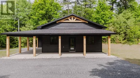 104 Fire Hall Crescent Lanark Highlands ON K0G 1K0