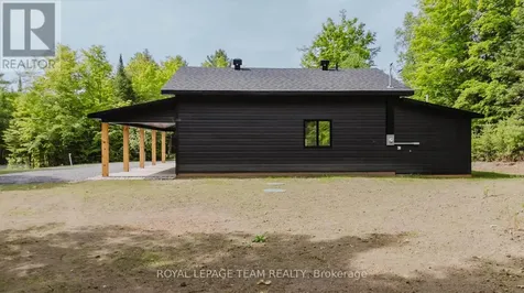 104 Fire Hall Crescent Lanark Highlands ON K0G 1K0
