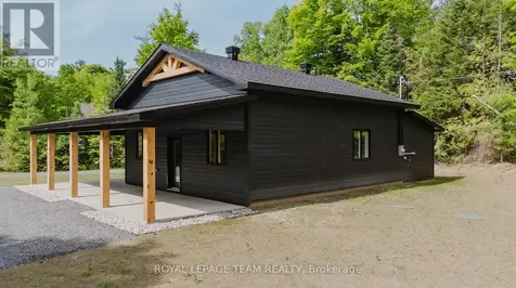 104 Fire Hall Crescent Lanark Highlands ON K0G 1K0