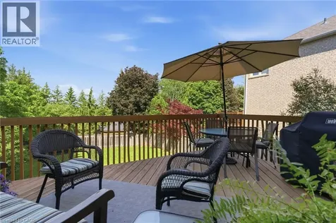 2205 Shaftesbury Court Oakville ON L6H 6C6