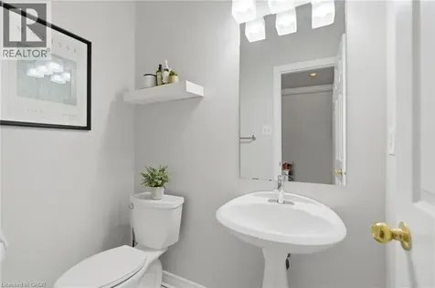 2205 Shaftesbury Court Oakville ON L6H 6C6