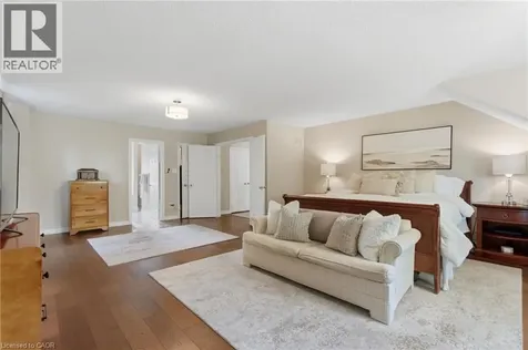 2205 Shaftesbury Court Oakville ON L6H 6C6
