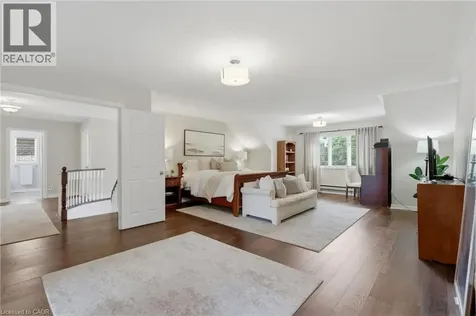2205 Shaftesbury Court Oakville ON L6H 6C6