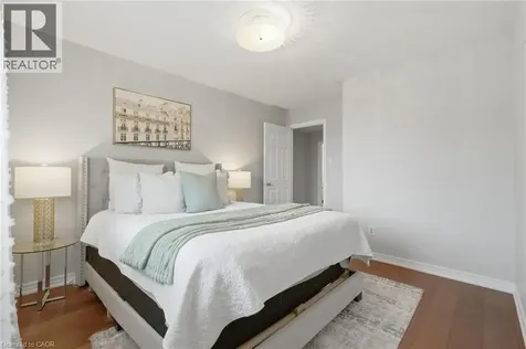 2205 Shaftesbury Court Oakville ON L6H 6C6
