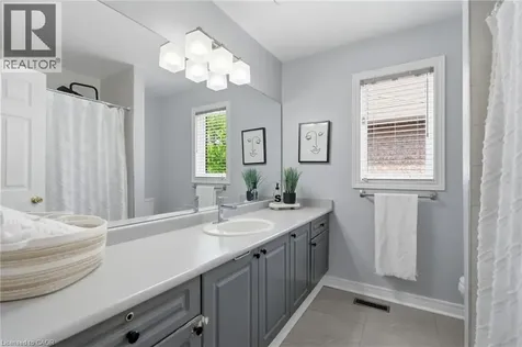 2205 Shaftesbury Court Oakville ON L6H 6C6