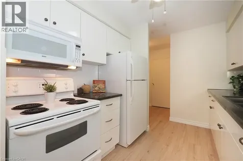 40 Tannery Street East Cambridge ON N3C 2B9