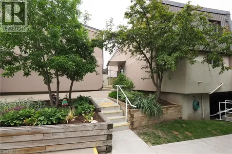 40 Tannery Street East Cambridge ON N3C 2B9