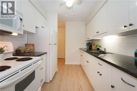 40 Tannery Street East Cambridge ON N3C 2B9