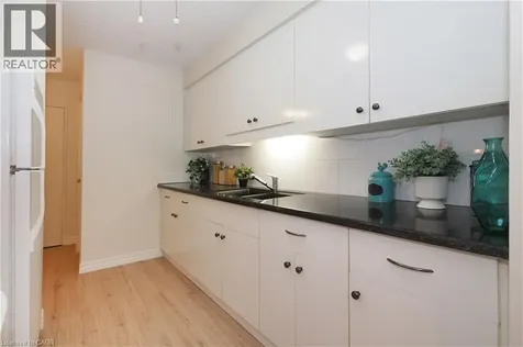 40 Tannery Street East Cambridge ON N3C 2B9