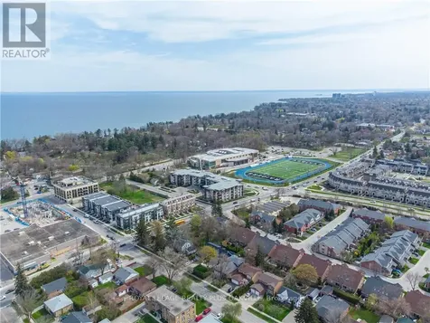 212 Kerr Street Oakville (co Central) ON L6K 3B1