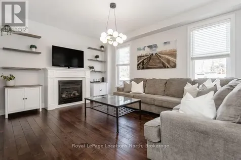 11 Christy Drive Wasaga Beach ON L9Z 1S7