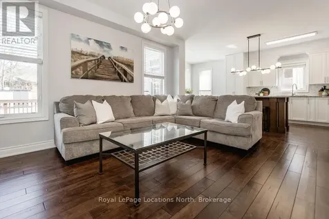 11 Christy Drive Wasaga Beach ON L9Z 1S7