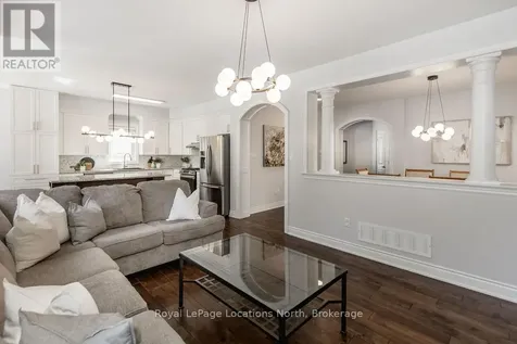 11 Christy Drive Wasaga Beach ON L9Z 1S7