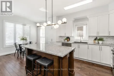 11 Christy Drive Wasaga Beach ON L9Z 1S7